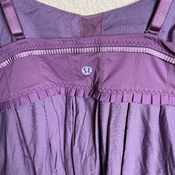 Lululemon Womens 8 Purple Athleisure Workout Running Tank Top w/Built in Bra - Picture 4 of 5